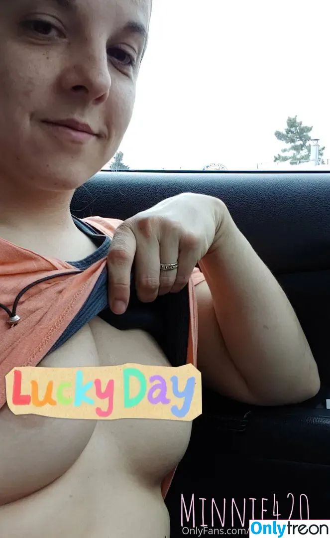 minnie420promo nude photo #0033 (skaterrboyy20)