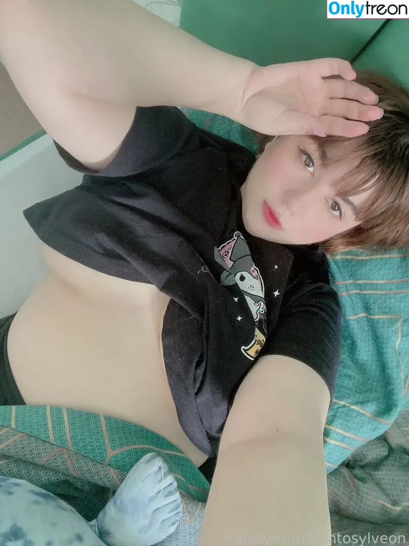 mintosylveon nude photo #0046 (mintosylveon)