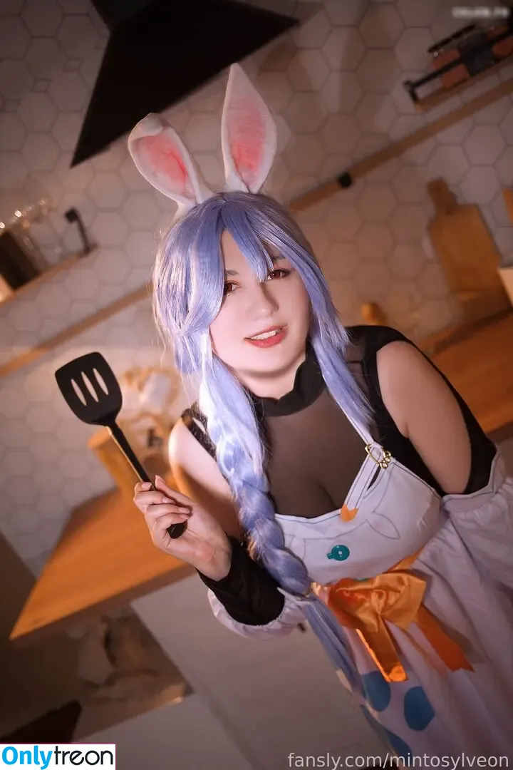 mintosylveon nude photo #1098 (mintosylveon)