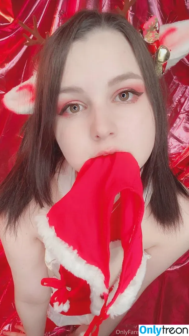 MintyMiyako nude photo #0003 (sweetgunther)
