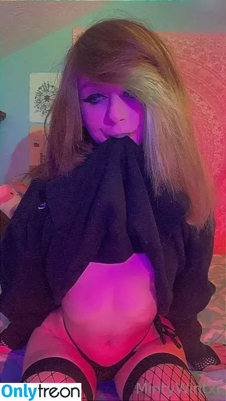 mintysesh nude photo #0812 (mintysesh)