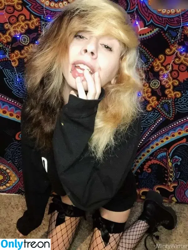 mintysesh nude photo #1771 (mintysesh)
