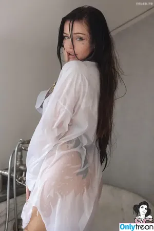 Minzi / Minziwild / minzisuicide nude photo #0009