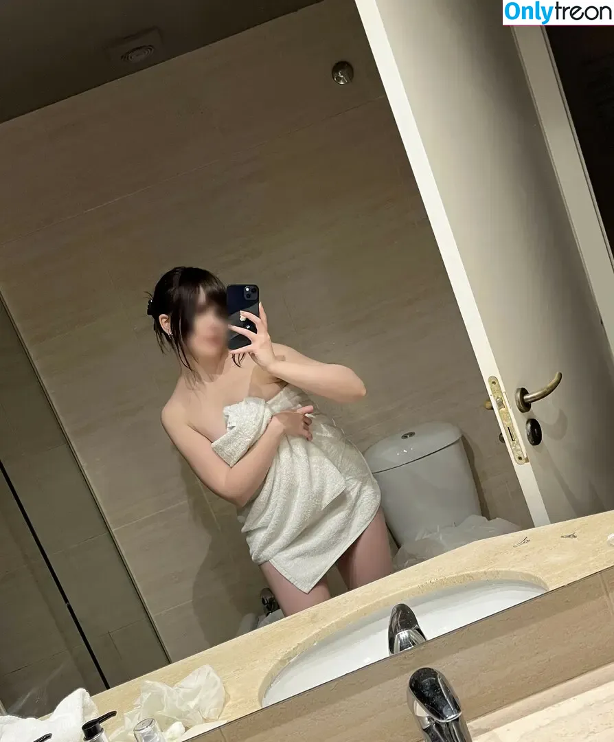 Miorin nude photo #0203 (Miooooooorin / Miorin002 / itsmemiorin / lovemeirin)