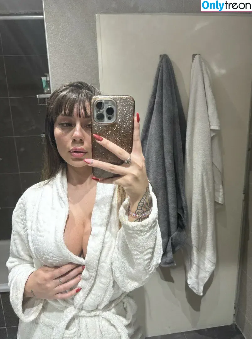 Mira Love nude photo #0073 (miraalovee / mrsmiralove / official_mrmrslove_)