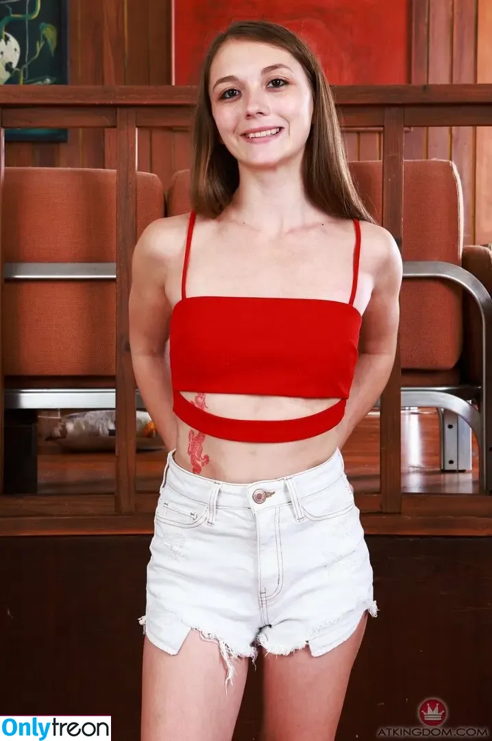 Mira Monroe nude photo #0346 (MiraMonroeXxx / ms.monroe._.mira)