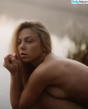  nude photo #0042