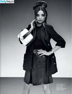 Miranda Kerr / mirandakerr / tsmirandakerr nude photo #0386