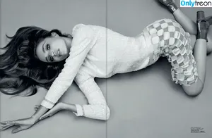 Miranda Kerr / mirandakerr / tsmirandakerr nude photo #0387