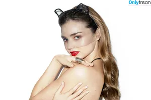 Miranda Kerr / mirandakerr / tsmirandakerr nude photo #0440