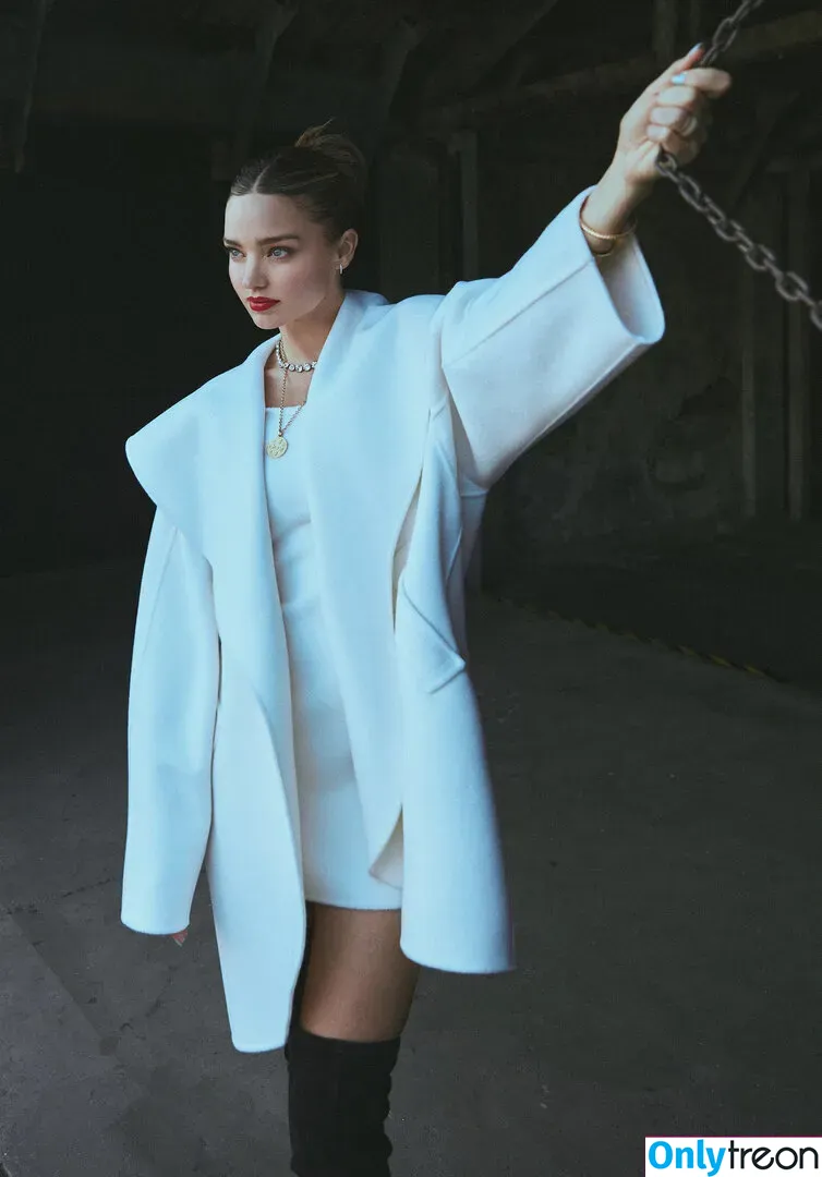 Miranda Kerr nude photo #0159 (mirandakerr / tsmirandakerr)