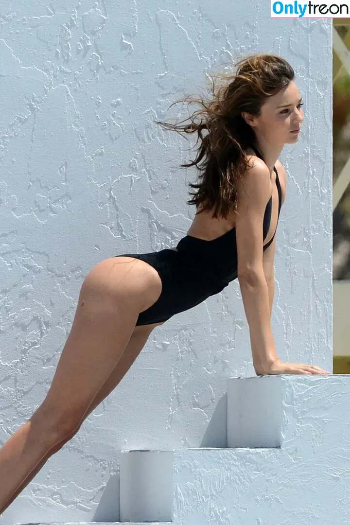 Miranda Kerr nude photo #0214 (mirandakerr / tsmirandakerr)