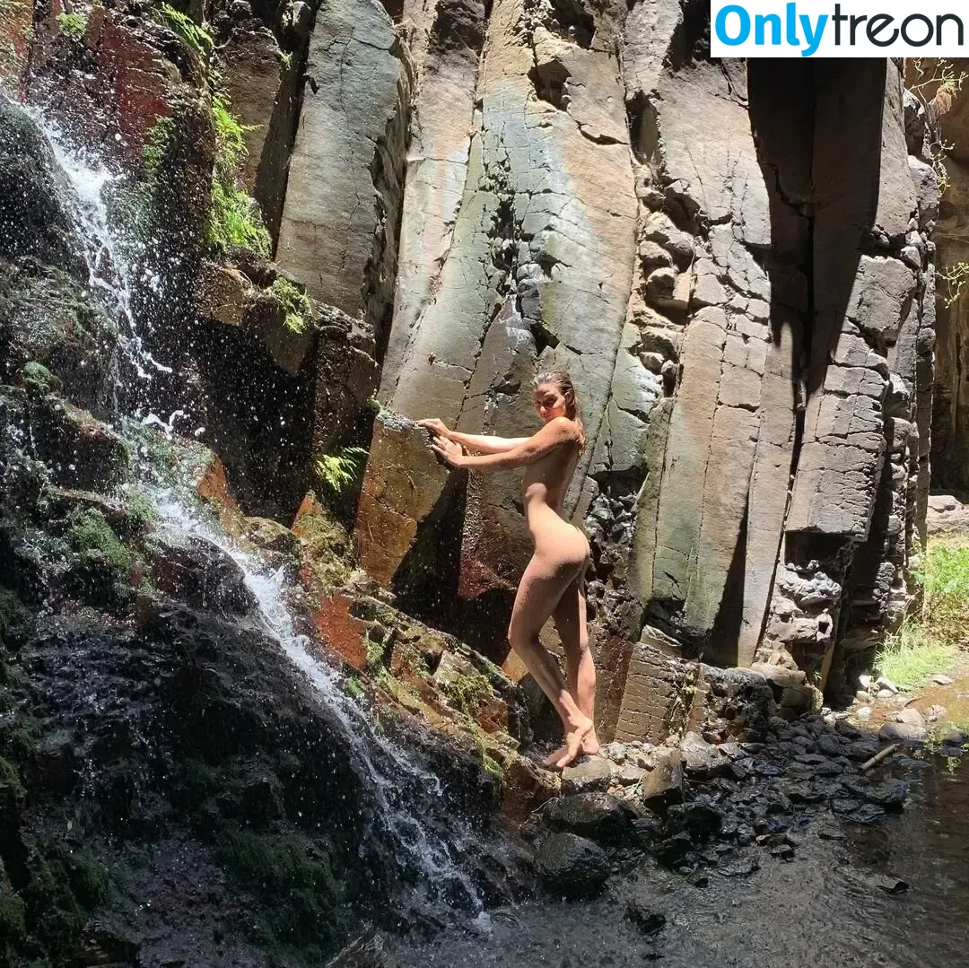Mirela Balic nude photo #0011 (mirela_balic)