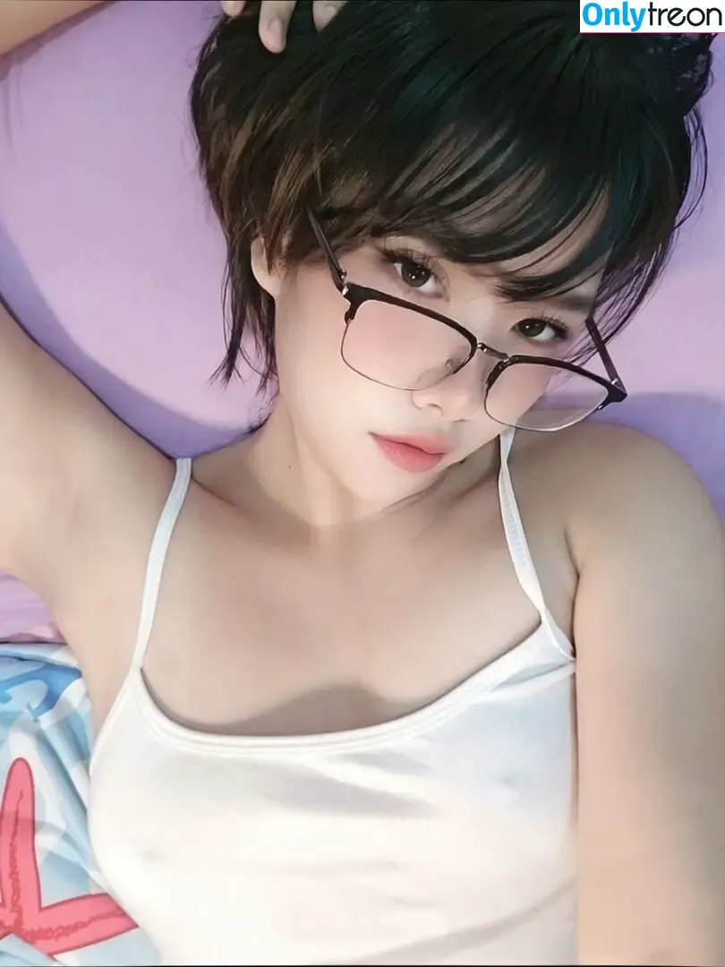 Miruusaki nude photo #0075 (Miruusaki)