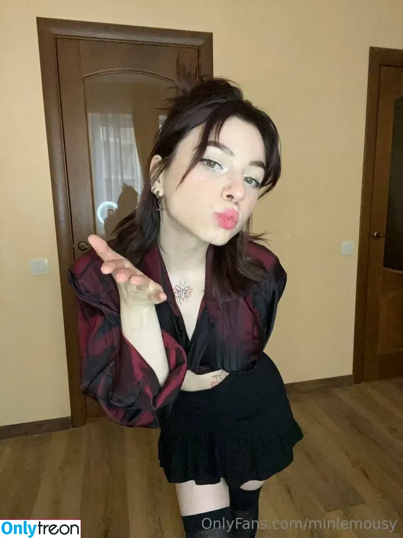 mishelmin nude photo #0007 (mymychaelyn)