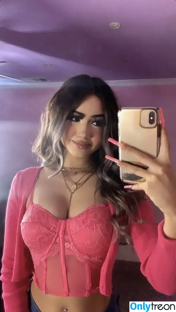 mishkacalderon nude photo #0020 (mishkababy)