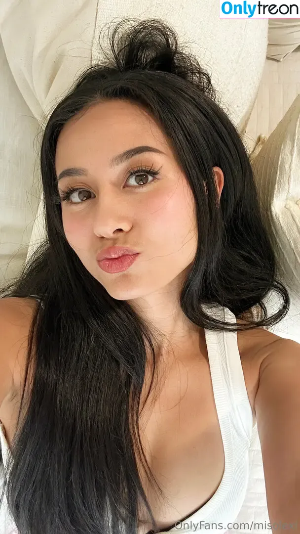 misolexi nude photo #0029 (misolexii / posts)