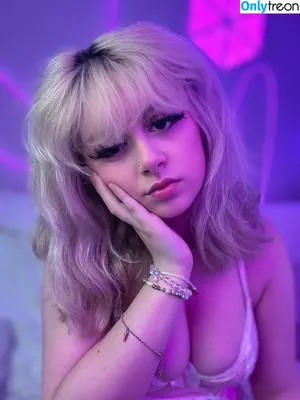 Miss Bunnie / Sunybunnie / missbunnieofficial / sunybunnies nude photo #0017