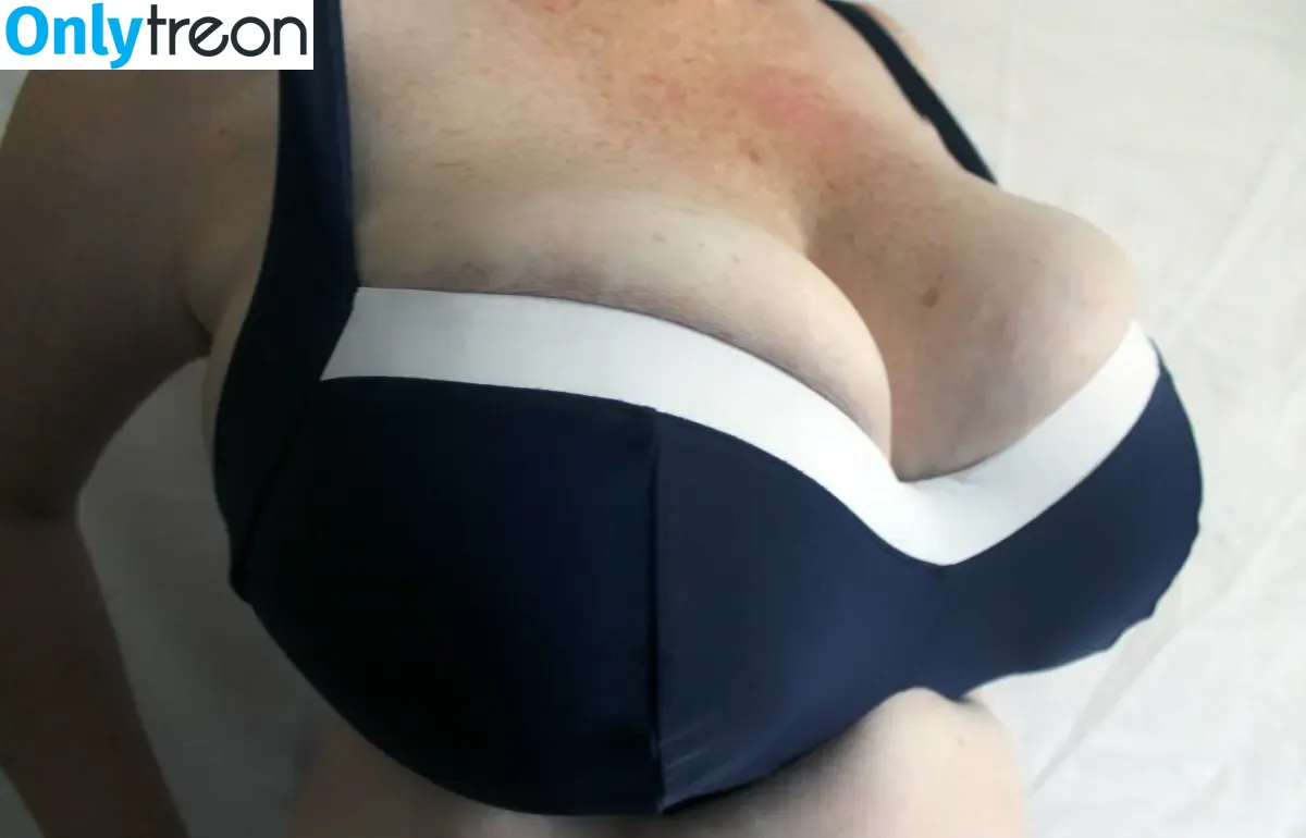 Miss Emily Grey nude photo #0045 (missemilygrey / missemilygrey_official)