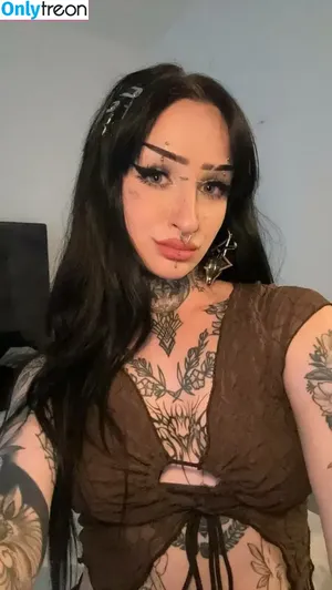 Miss Kira / misskiraxo nude photo #0006