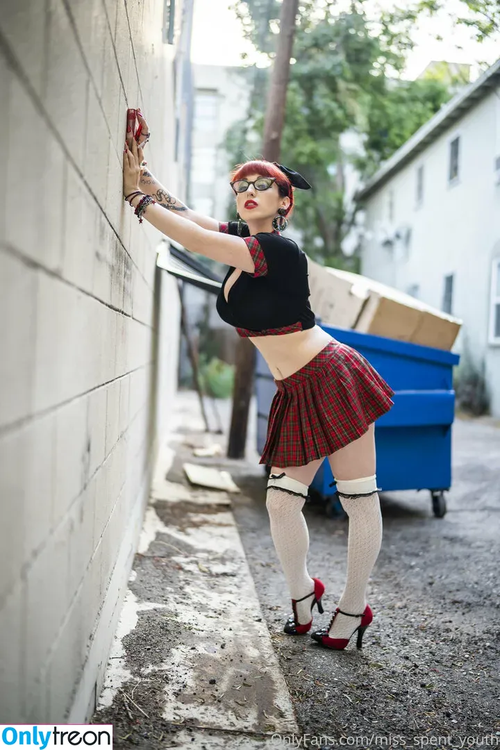 Miss Spent Youth nude photo #0211 (MissSpentYouth / MsSpentyouth / miss_spent_youth / ms.spentyouth / ms_spent_youth)