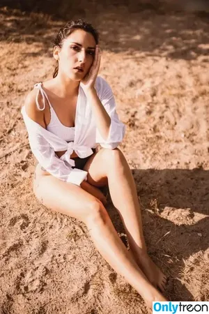 _miss_sunshine__ / miss_sunshine nude photo #0039