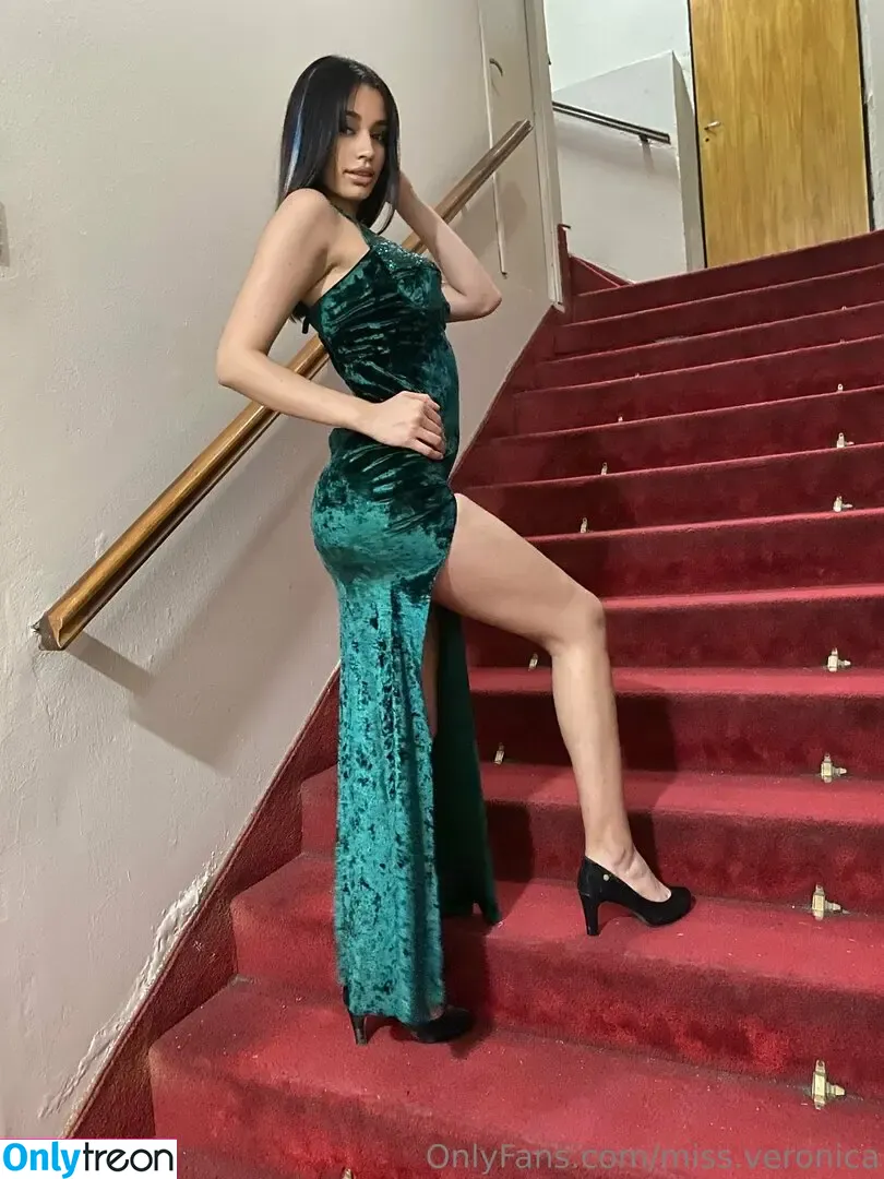 Miss.veronica nude photo #0007 (missveronicav1)
