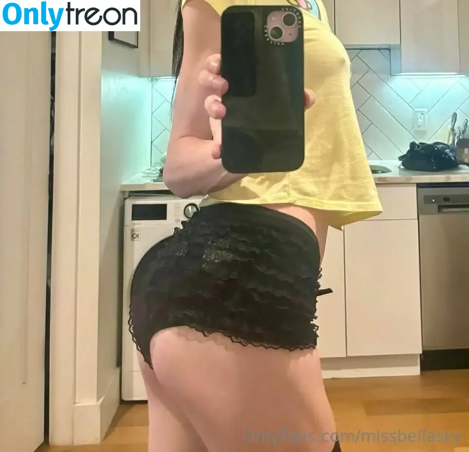 missbellasky nude photo #0077 (missbellasky)