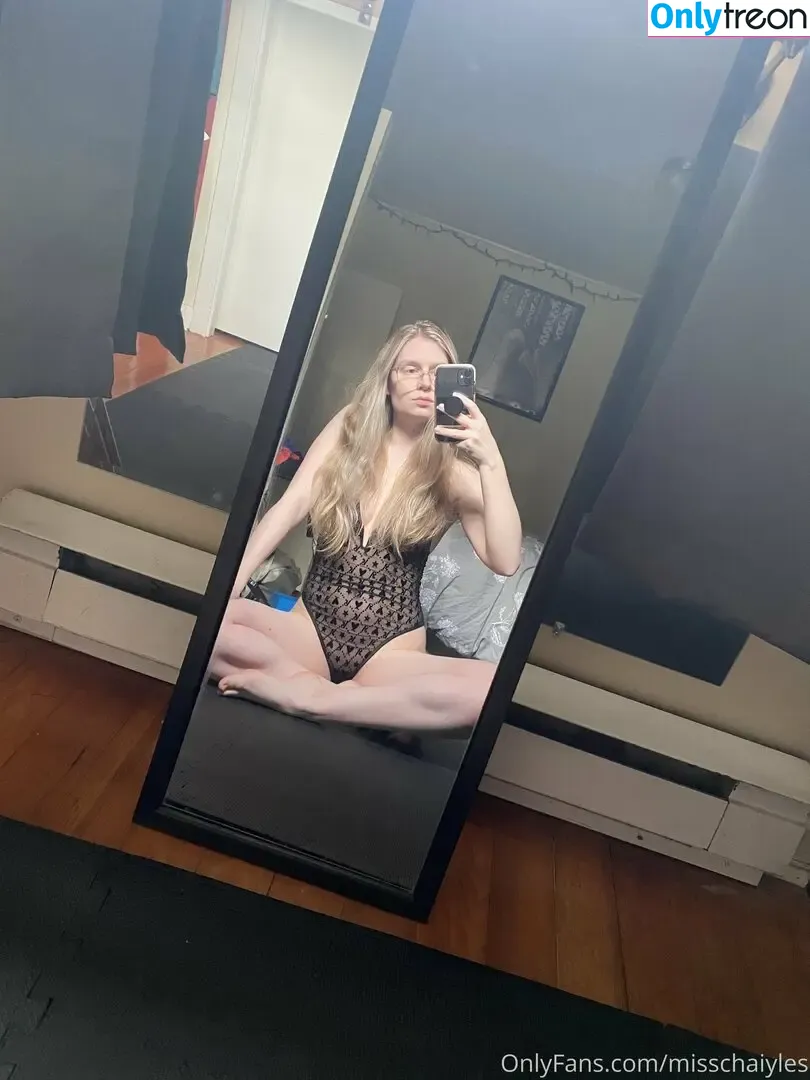 misschaiyles nude photo #0004 (misschaiylesdog)