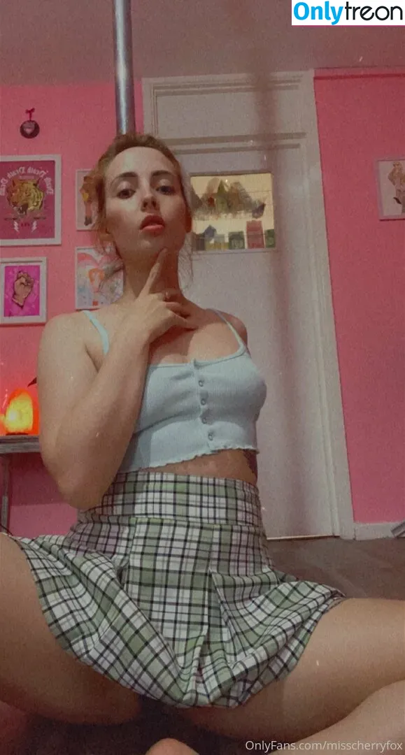 misscherryfox nude photo #0012 (misscherryfox)