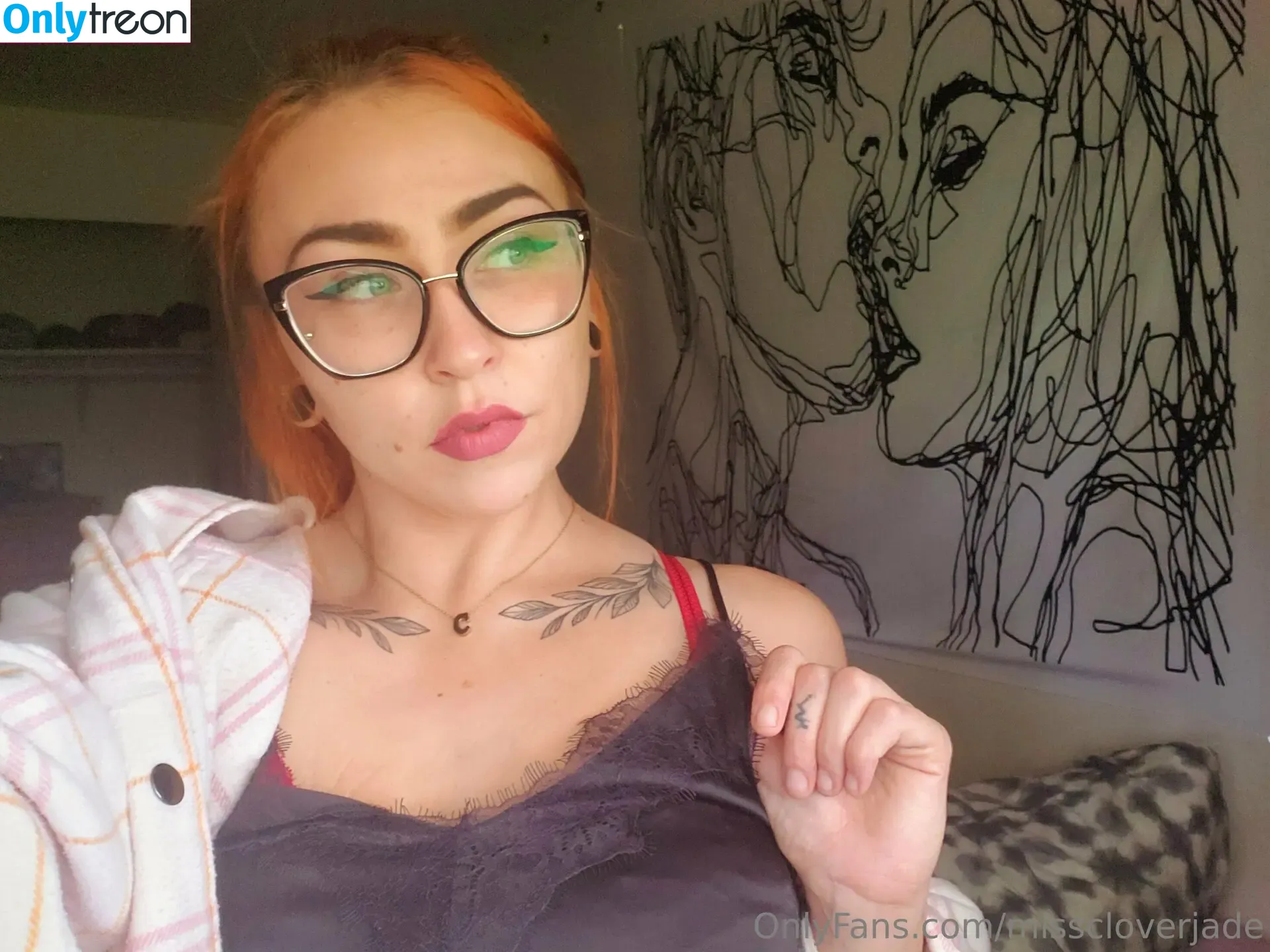 misscloverjade nude photo #0005 (realjadelove)