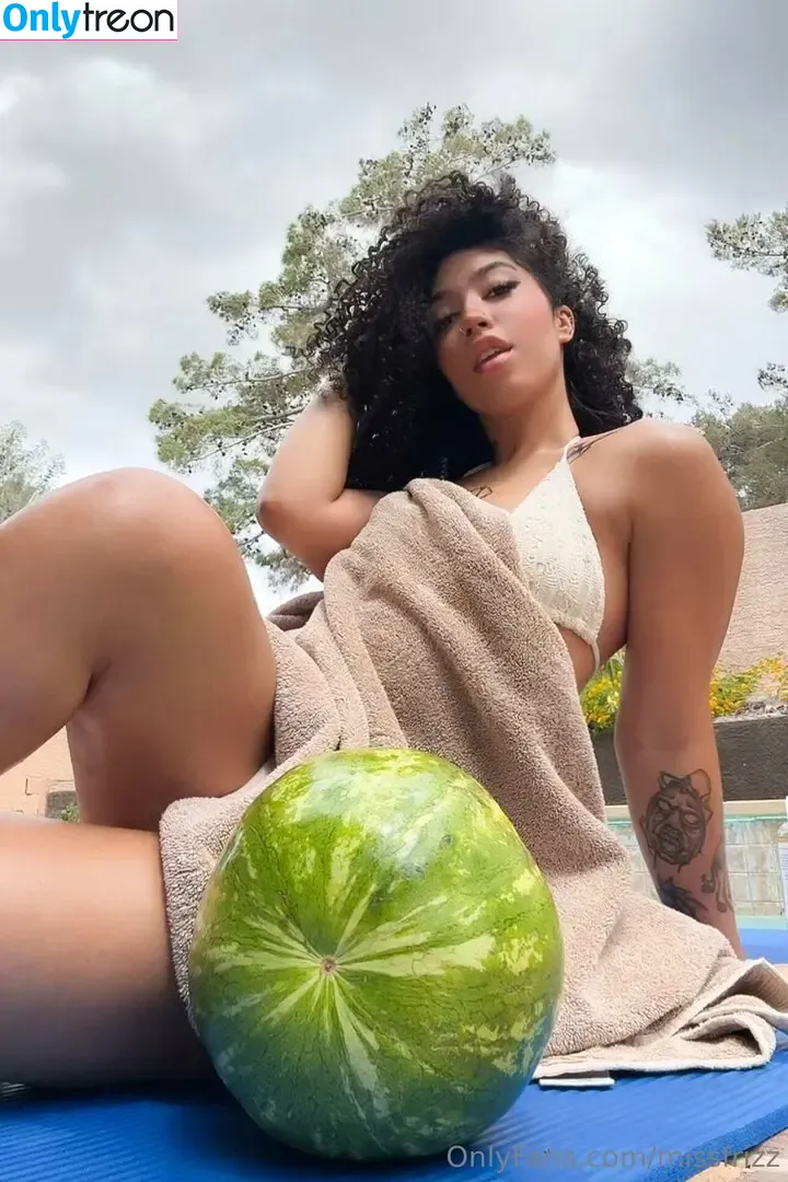 missfrizz nude photo #0131 (missfrizz)