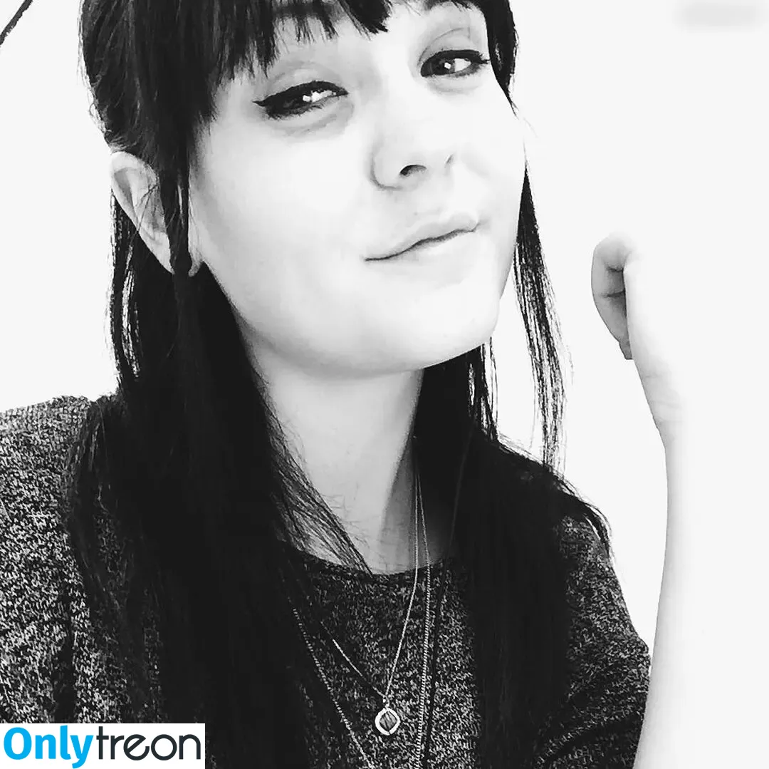 MissGLaDOS / dieamelie_ nude photo #0073 (dieamelie_)