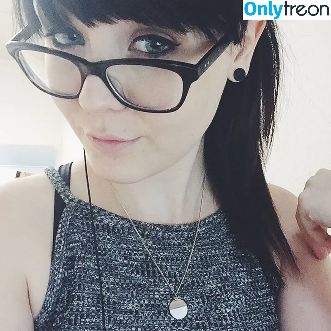 MissGLaDOS / dieamelie_ nude photo #0076 (dieamelie_)