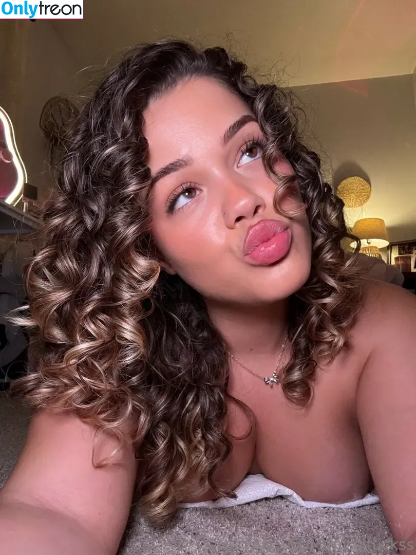 missjtuckss nude photo #0093 (missjtuckss)