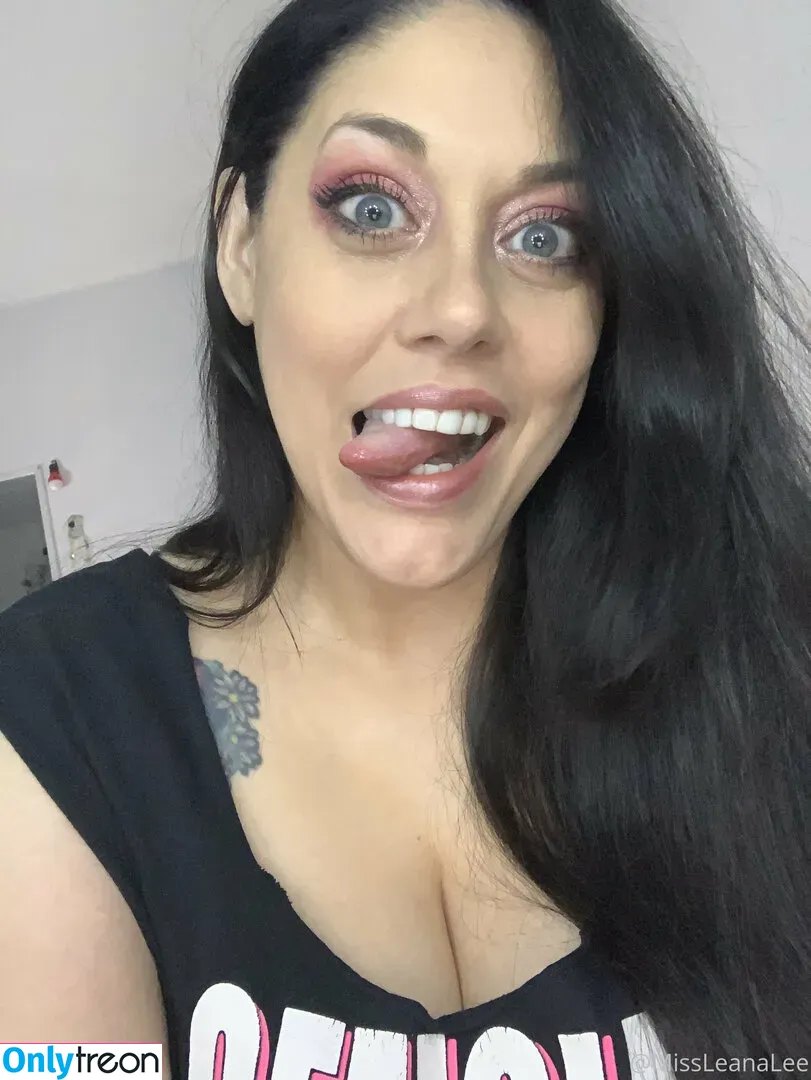 missleanalee nude photo #0002 (miss_leana_lee)