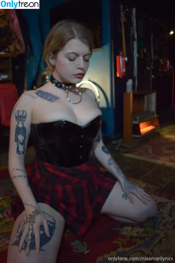missmarilynxx nude photo #0209 (margotthr0bbie)