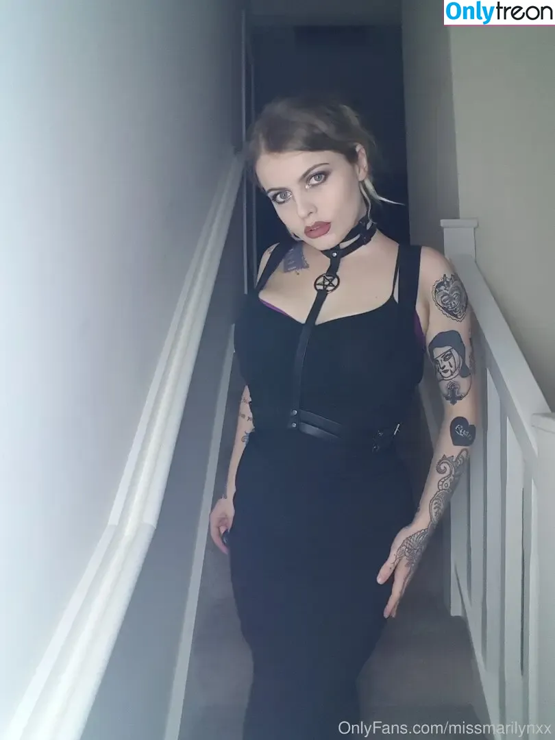 missmarilynxx nude photo #0377 (margotthr0bbie)