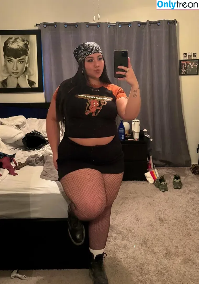 missnalgonadtx nude photo #0174 (i_amtherealm_ed)