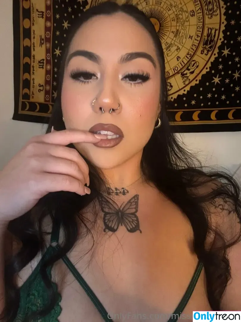 missnalgonadtx nude photo #0175 (i_amtherealm_ed)