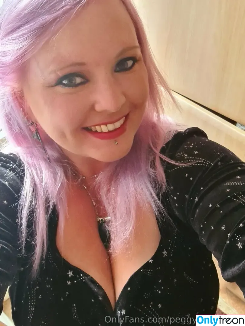 misspeggydeville nude photo #0006 (misspelledevil)