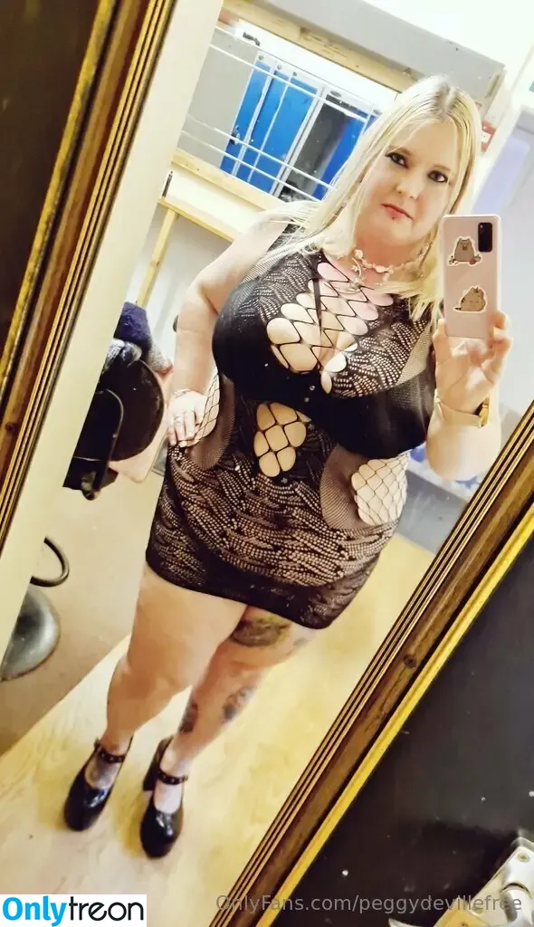 misspeggydeville nude photo #0010 (misspelledevil)