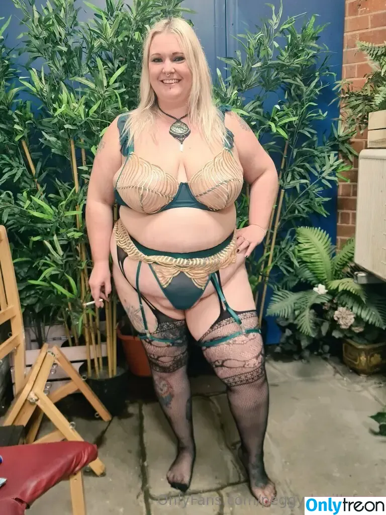misspeggydeville nude photo #0036 (misspelledevil)