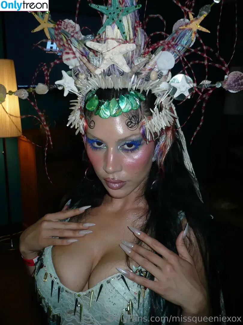MissQueenieXOX nude photo #0291 (missqueeniexo / missqueeniexoxo)