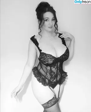 MissVintageDresses / misstakennnxx nude photo #0010