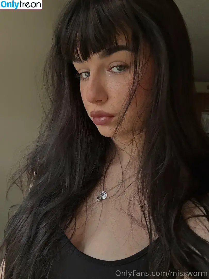 missworm nude photo #0037 (kuroneeeeee)