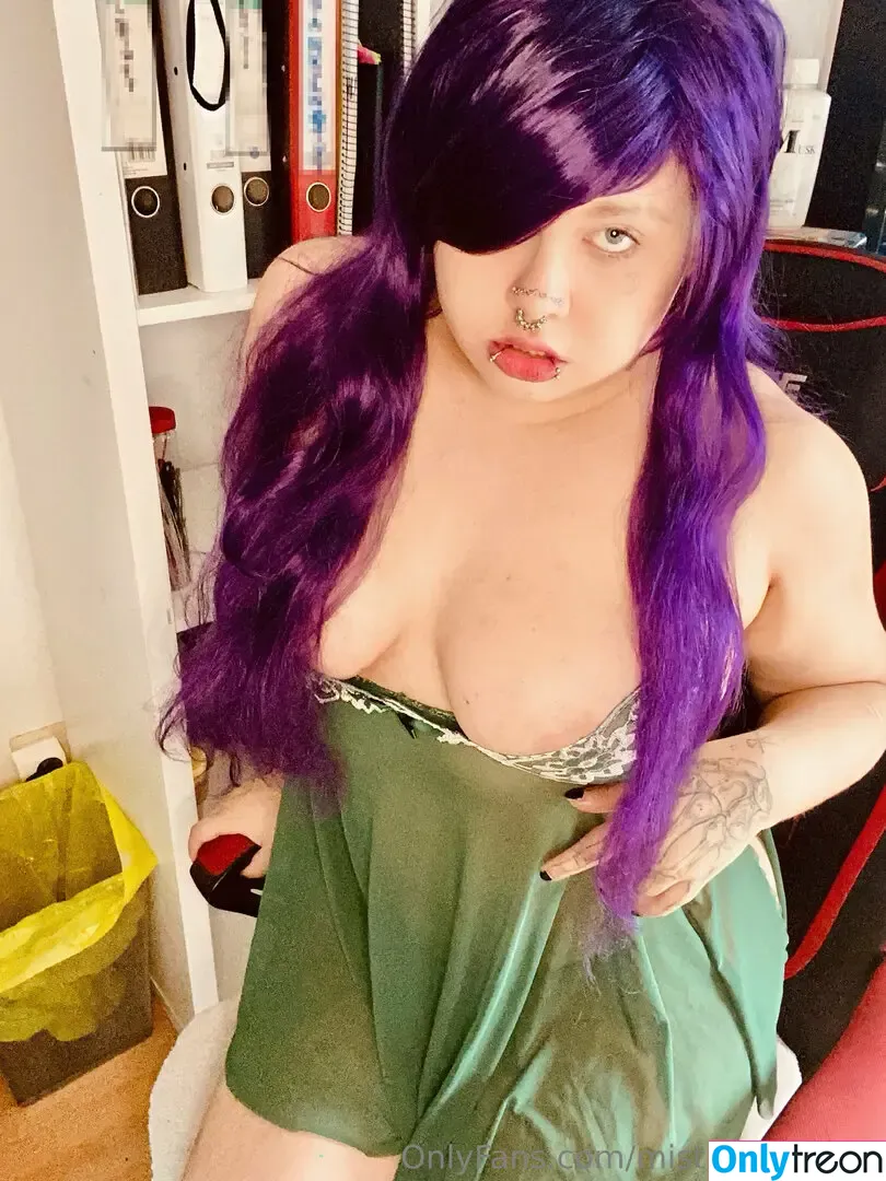mistr3ss_raven nude photo #0014 (perfectly_mperfect_)