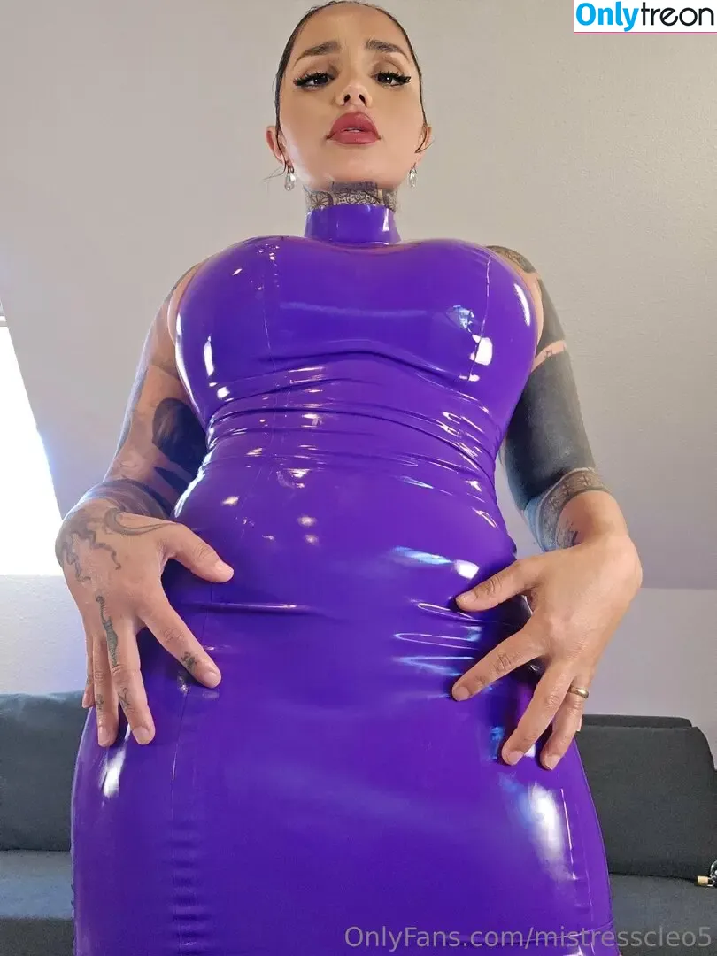 mistresscleo5 nude photo #0178 (cleopatralink)