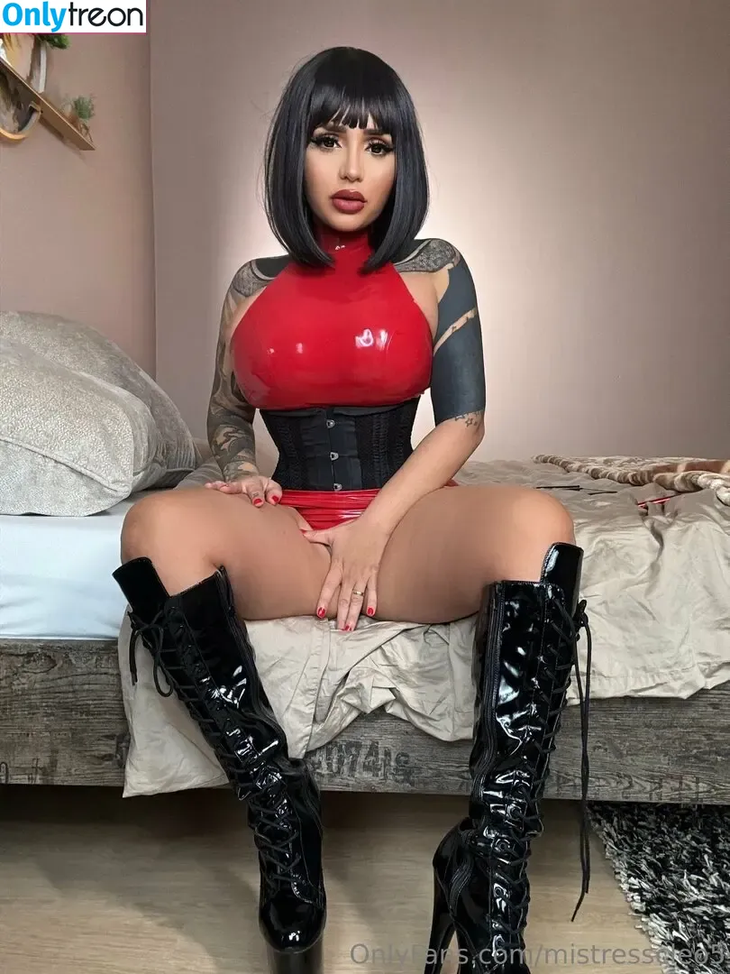 mistresscleo5 nude photo #0208 (cleopatralink)
