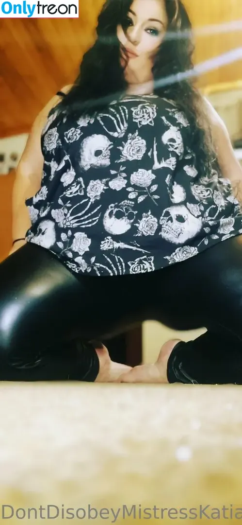 mistresskatiana nude photo #0272 (queenof_reason)